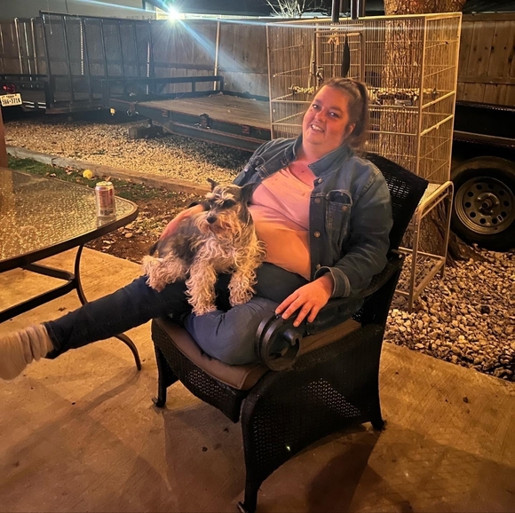 Meet your Posher, Patricia - Picture 2 of 2